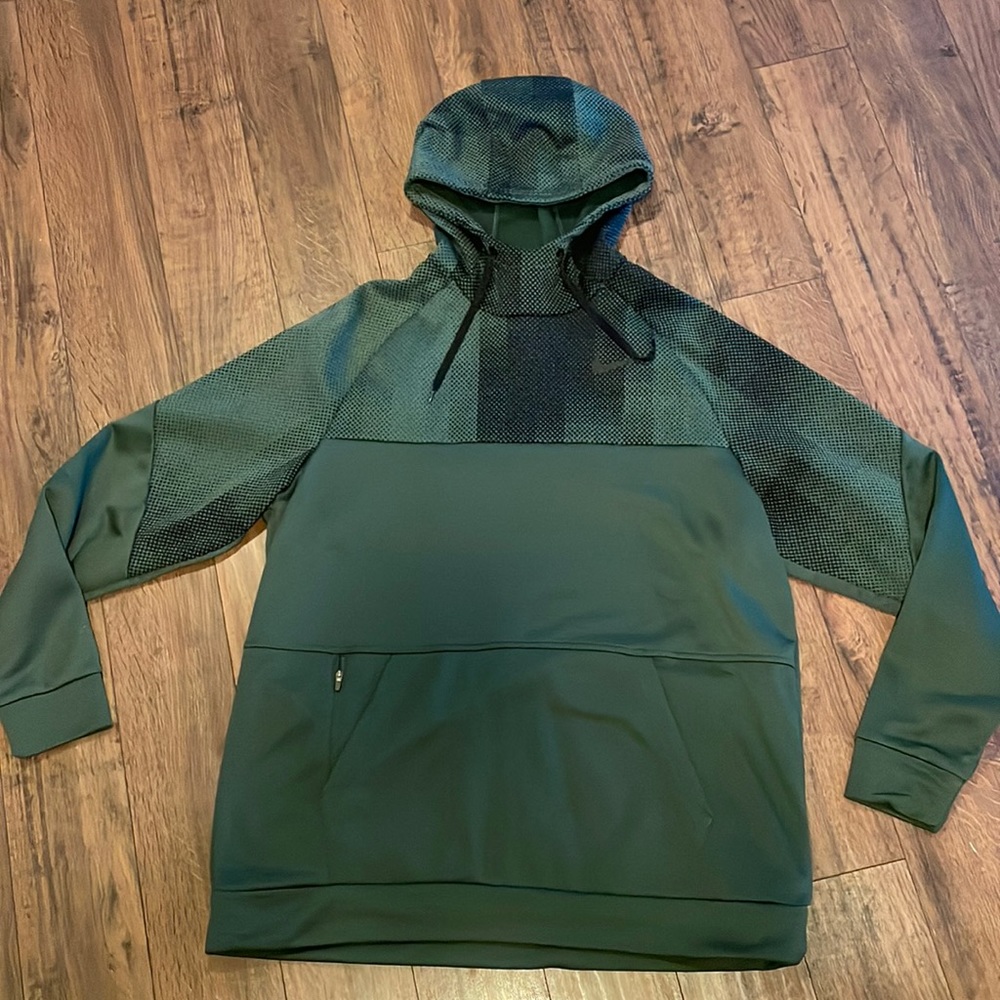 Men’s Nike hoodie